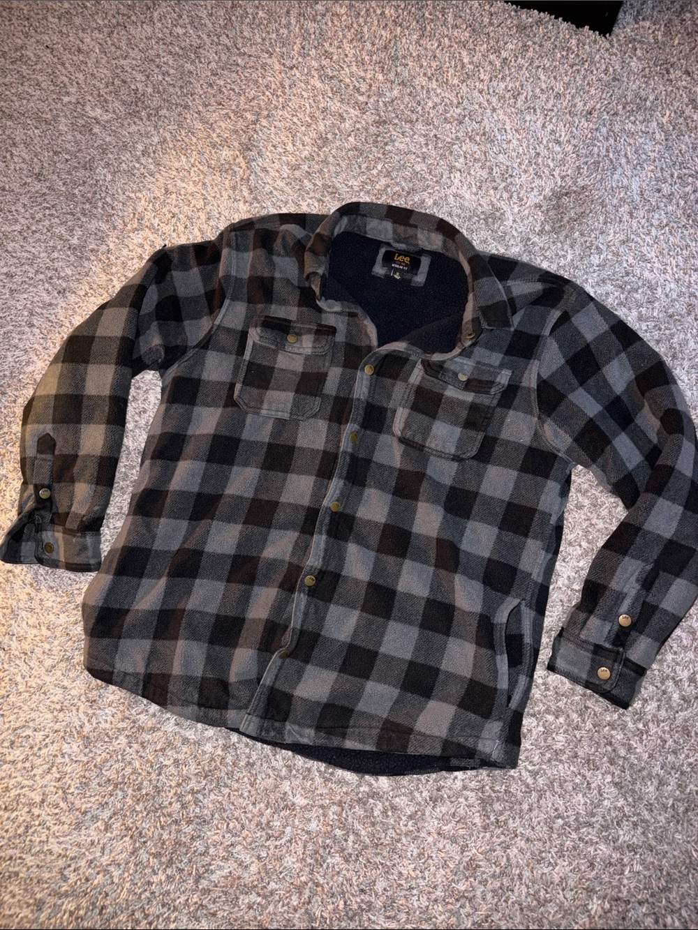 Lee Men's Black and Gray Plaid Button-Down Shirt Jacket
